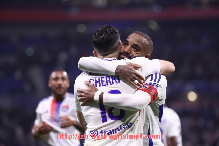 AG捕鱼王官网-英超球员表情包流行背后的文化解读与影响